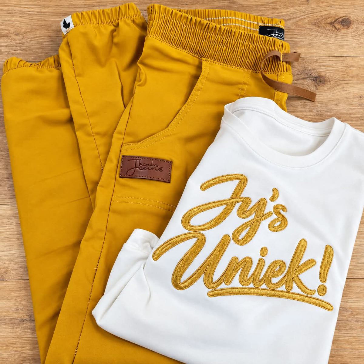 Jys UNIEK! T's